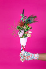 Load image into Gallery viewer, Mini Dried Bouquets
